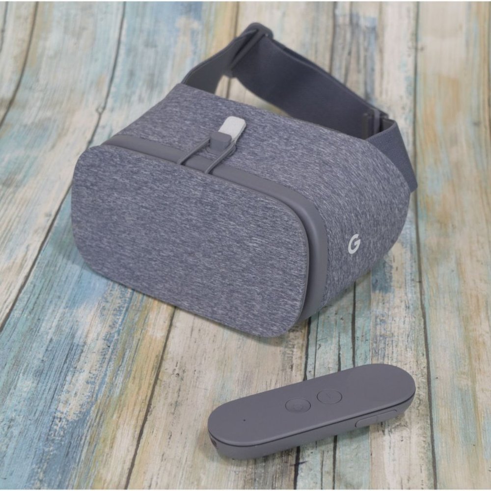 Google Daydream View VR Headset Grey Slate Smartphone Virtual Reality Controller
